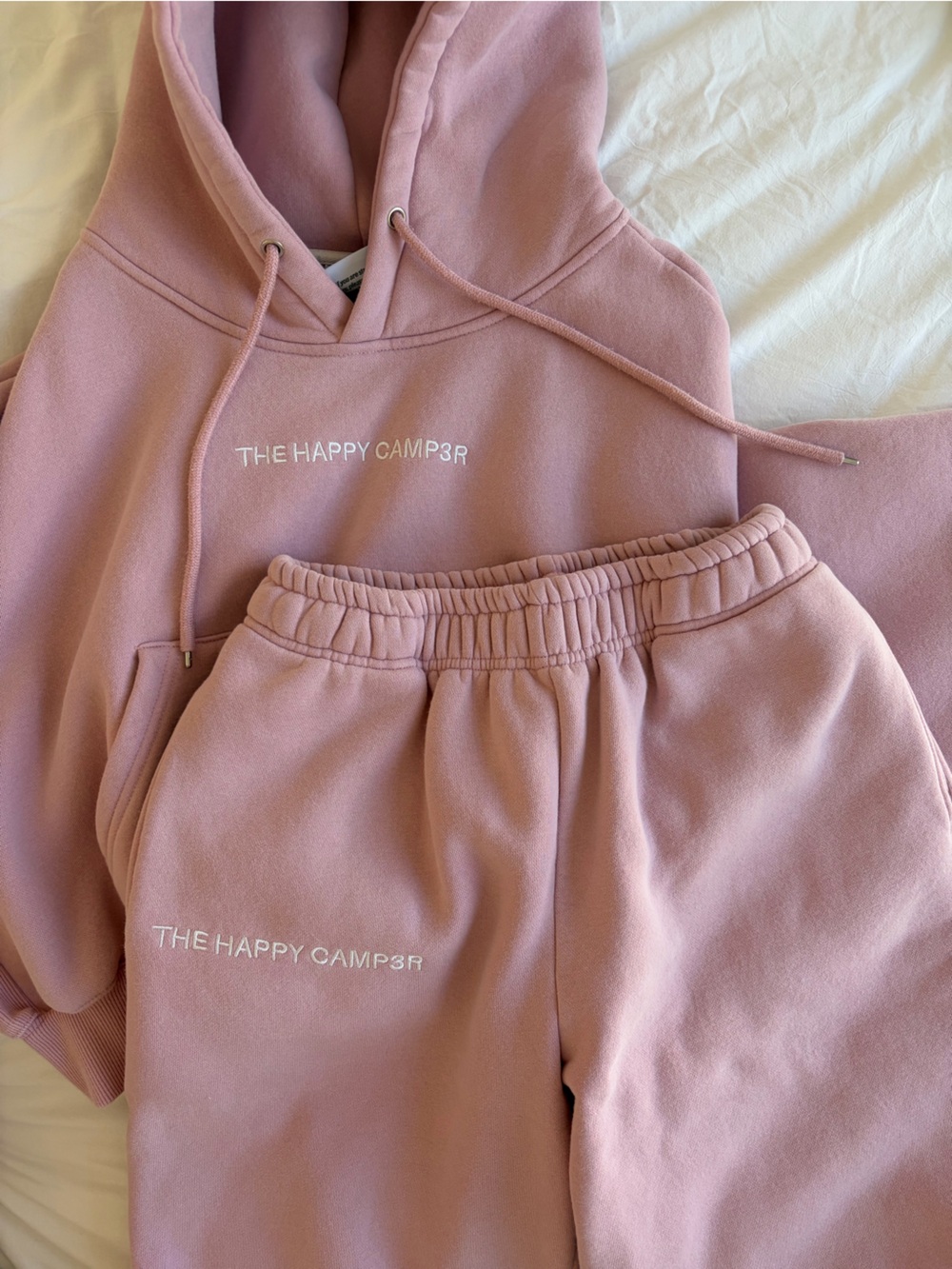 THE HAPPY CAMP3R - Dusty Pink Hoodie & Sweatpants Set
